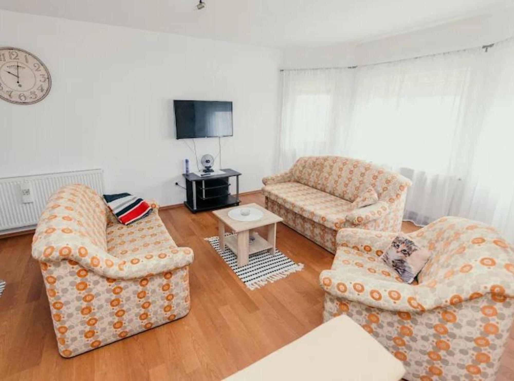 Apartmani Tea I Toni Gradiste Esterno foto