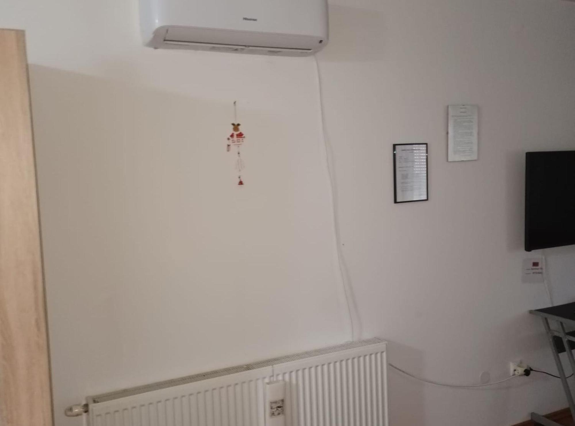 Apartmani Tea I Toni Gradiste Esterno foto