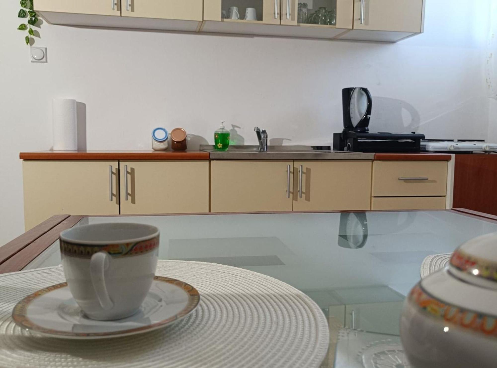 Apartmani Tea I Toni Gradiste Esterno foto